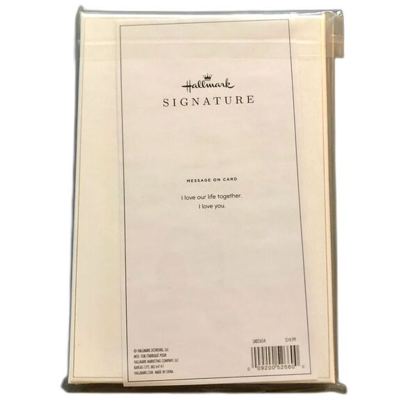 Hallmark Papercraft Pink White Gold Bouquet I Love You Card NWT - Picture 2 of 2